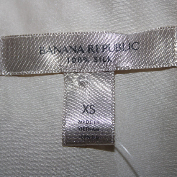 Banana Republic NEW $140 Sz XS Cream White Collared Buttons 100% Silk Top
