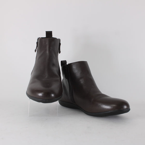 Revere Booties Toronto Sz 42 Chocolate Brown Zipper Leather Rubber Ankle