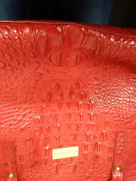 Brahmin 16 x 10 x 4 Red Croc Pattern Inner Pockets Dust Bag Shoulder Purse