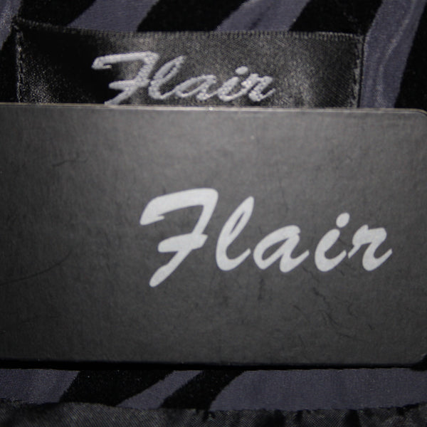 Flair NEW Sz S Black Gray Animal Print Mixed Media Collar  100% Polyester Jacket