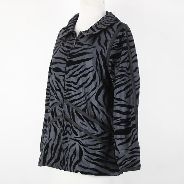 Flair NEW Sz S Black Gray Animal Print Mixed Media Collar  100% Polyester Jacket