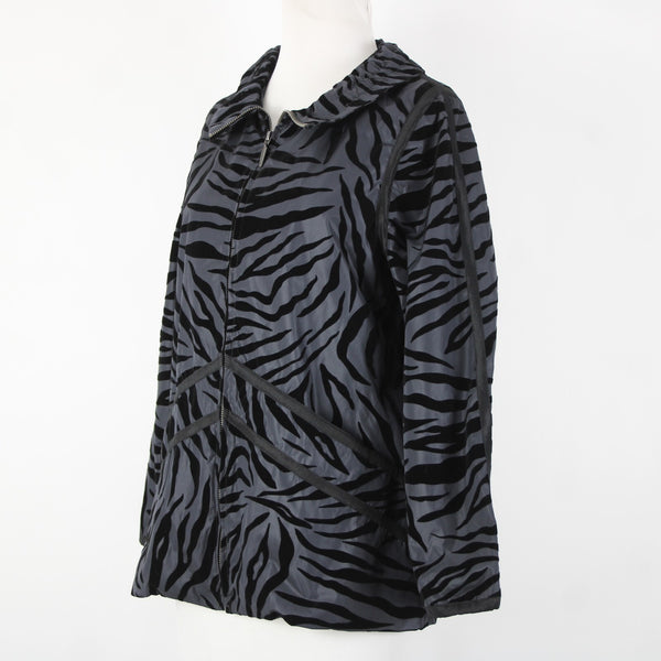 Flair NEW Sz S Black Gray Animal Print Mixed Media Collar  100% Polyester Jacket