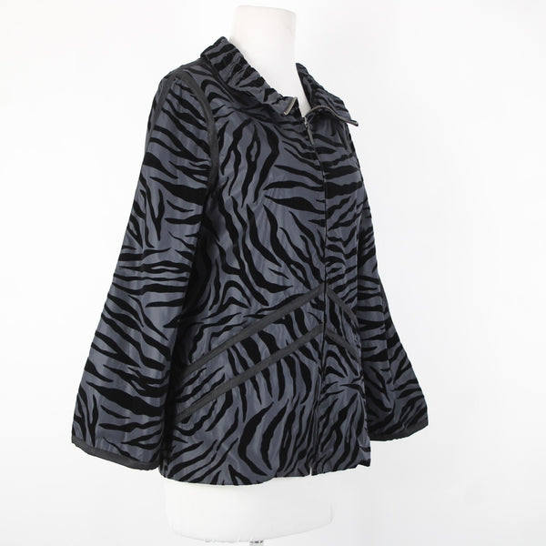 Flair NEW Sz S Black Gray Animal Print Mixed Media Collar  100% Polyester Jacket