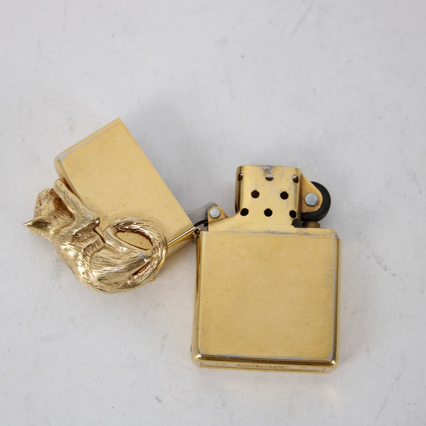Zippo 3D Cat Lighter Gold Tone 3D Art Cat Resting On Top Zippo Lighter