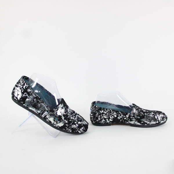 Toms Classics Metal $115 Sz 8 Black Silver Brushed Metallic Fabric Flats