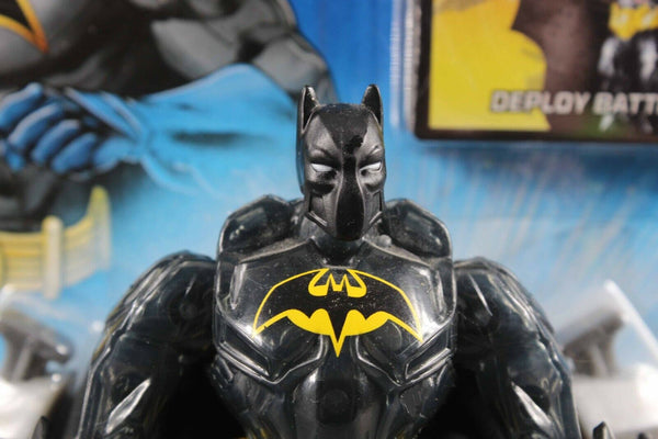 Mattel DC Comics Batman Battle Cape Batman Action Figure