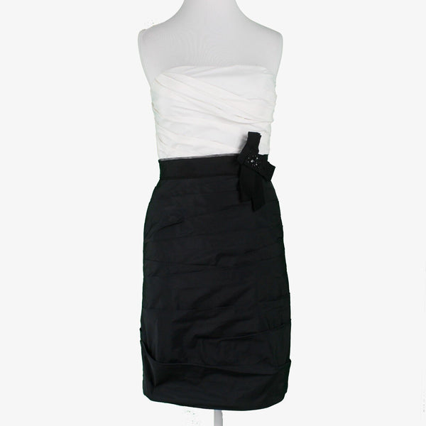 Max Cleo NEW $229 Sz 8 Black White Strapless Bow Embellished Fitted Poly Dress