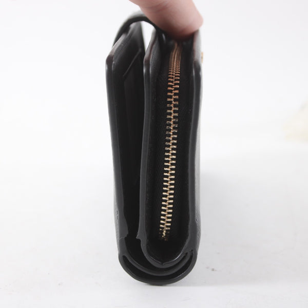 Kate Spade Wallet NEW $249 5 x 3 x 1 Black Gold Tone Inner Card Slots Leather