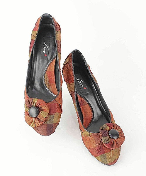 Baci Sz 8.5 Orange Gold Multi Stripe Fabric Upper Rosette Toe 3.25" Heels