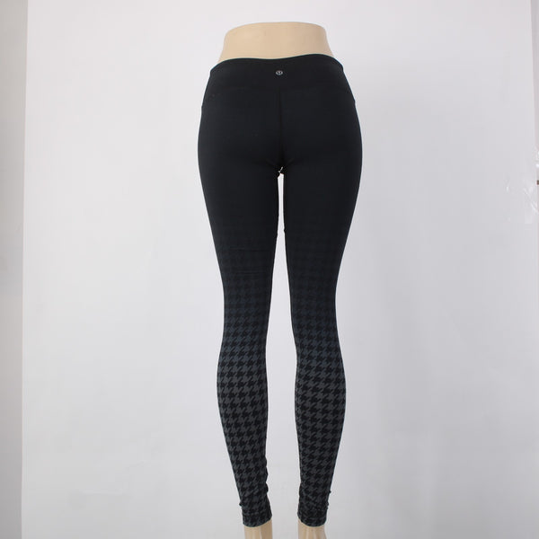 Lululemon AW Pant Sz 6 x 31 Black Gray Pull On Skinny No Fabric Label AW Pant