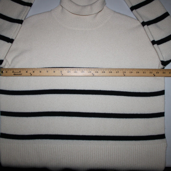 Nordstrom Signature Sz M Beige Black Oversized Turtleneck 100% Cashmere Sweater