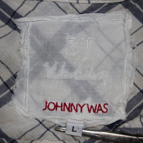 Johnny Was Top Sz L White Navy Blue Embroidered Cotton Spandex Top