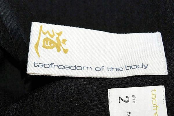 Tao Freedom Sz 0 (2) Black Button Closure Asymmetric Nylon Tactel Spandex Skirt