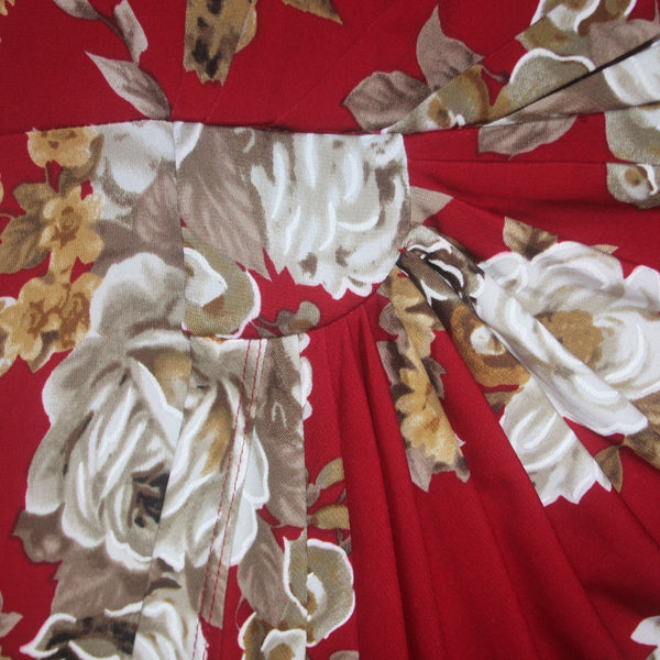 Connected Apparel Dress Sz 16 Red White Multi Colored Floral Polyester Rayon