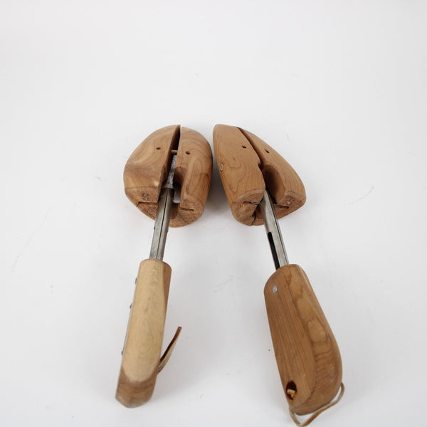 Weinstock's Sz 3 Wood 12" Two Shoe Trees