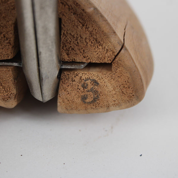 Weinstock's Sz 3 Wood 12" Two Shoe Trees