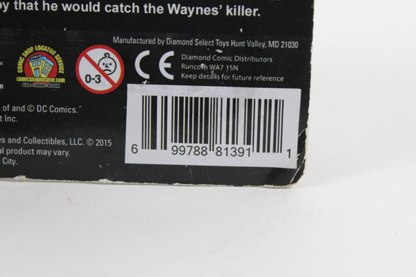 Diamond Select  Gotham Det. James Gordon & Bruce Wayne Mini Mates