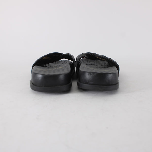 Joan Oloff Sandal Sz 9 M Black Slip On Leather Rubber Sandals