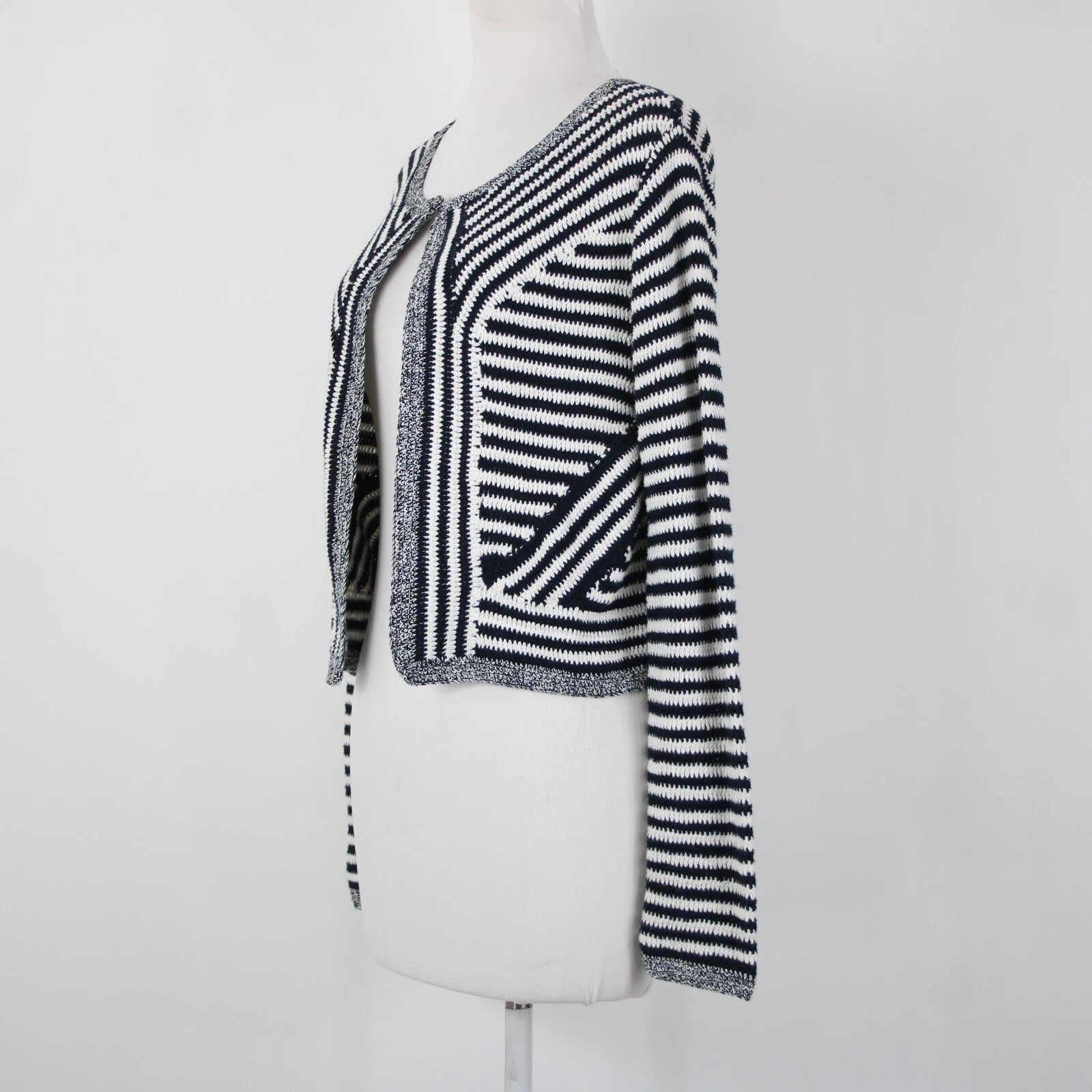 Diane Von Furstenberg Sz S Navy Blue White Striped Tight Knit Wrap Sweater