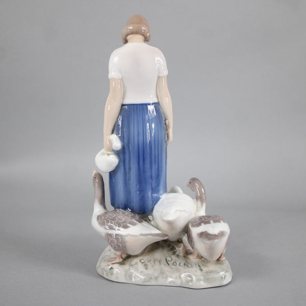 B & G Copenhagen Porcelain 225Y A  Girl With Geese 10" Figurine