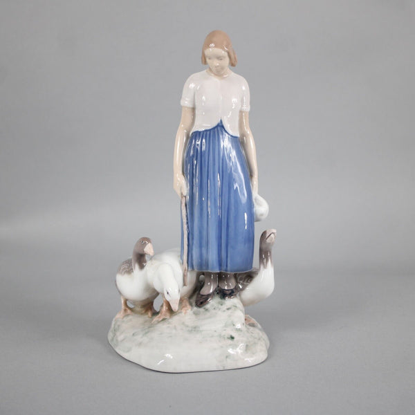 B & G Copenhagen Porcelain 225Y A  Girl With Geese 10" Figurine