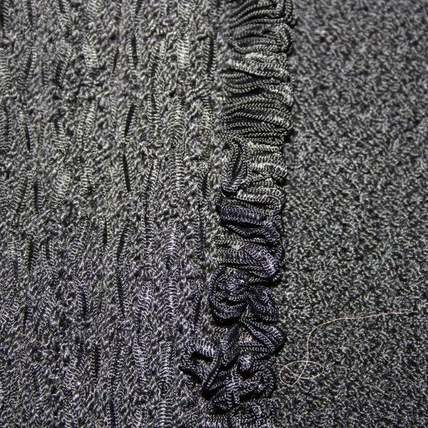 St John Sz 12 Black Gold Hardware Sleeveless Zipper Detail Novelty Knit Vest