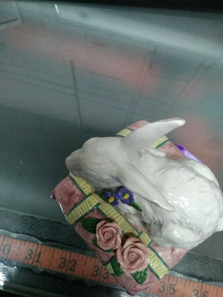 Lefton 1997 Yamada 4" White Pink Yellow Green Born Free Music Box