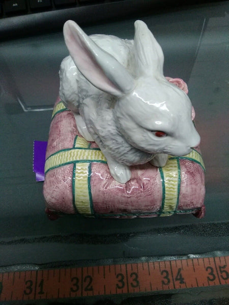 Lefton 1997 Yamada 4" White Pink Yellow Green Born Free Music Box