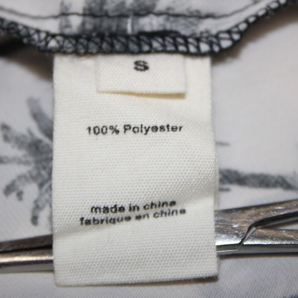 La'Gence Top Sz S Gray Black Palm Trees Collared Buttons 100% Polyester Top