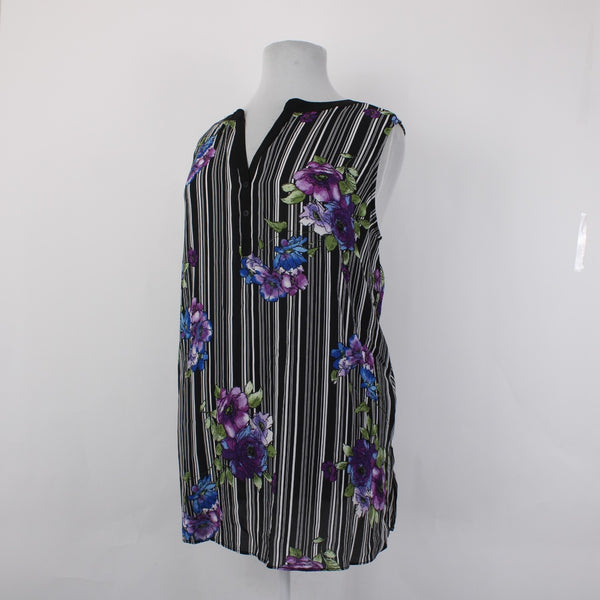 Avenue Top NEW $55 Sz 26/28 4X Black Multi Color Striped Floral 100% Poly Top