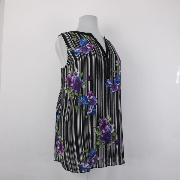 Avenue Top NEW $55 Sz 26/28 4X Black Multi Color Striped Floral 100% Poly Top