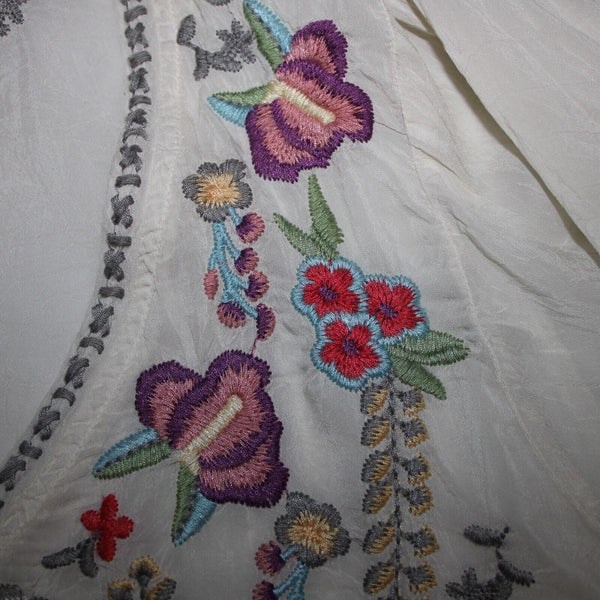 Johnny Was Sz M Cream Multi Color Embroidered Mesh Rayon 100% Rayon PolyTop