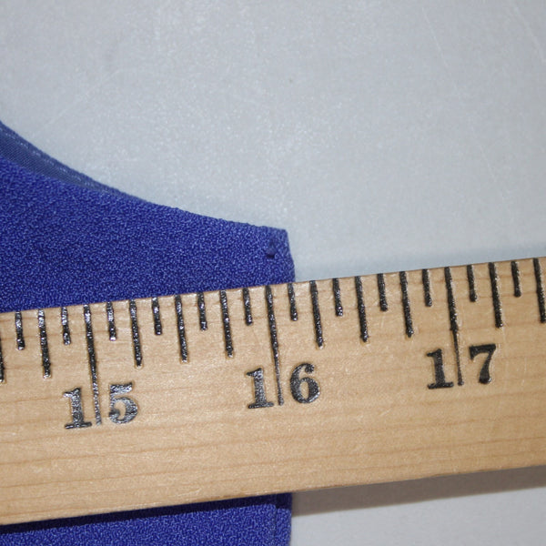 Vince Camuto Jumpsuit Sz 4 x 25 Blue Collared Tie Pockets Poly Spandex Jumpsuit