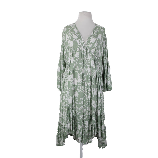 Ces Femme NEW $50 Sz S Green White FloralRuffle Pull Over 100% Rayon Dress