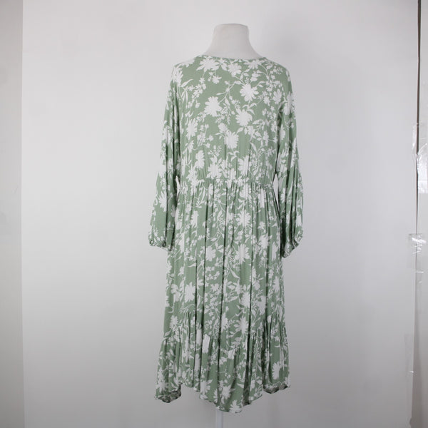 Ces Femme NEW $50 Sz S Green White FloralRuffle Pull Over 100% Rayon Dress