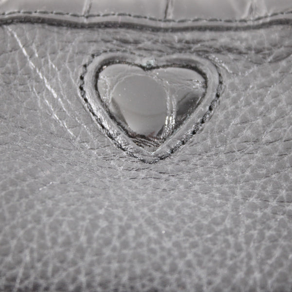 Brighton Wallet 4 x 3 x 1 Black Pebbled Heart Design Zipper Leather Wallet