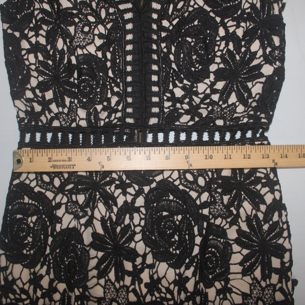 Love X Design Dress NEW $47 Sz M Black Tan Embroidered Eyelets 100% Poly