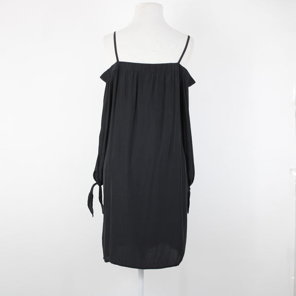 Ella Moss Sz M Black Off Shoulders Pull Over 100% Polyester Dress