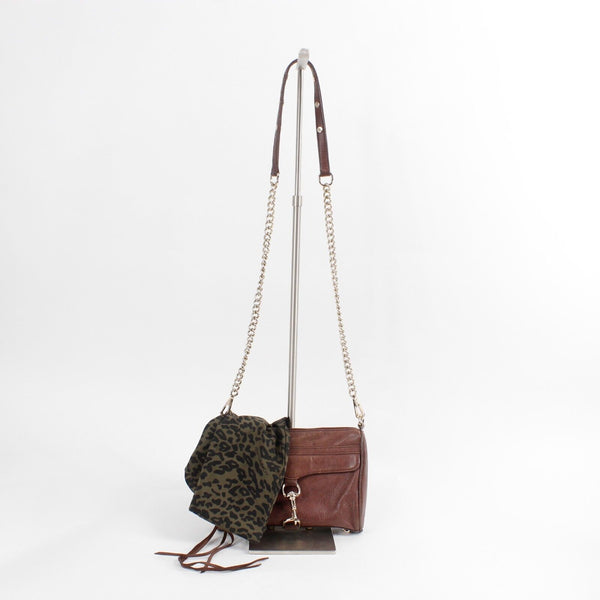 Rebecca Minkoff 6 x 9 x 2 Burgundy Leather Goldtone Hardware Zip Crossbody Purse