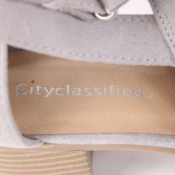 City Classified Heeled Booties Sz 10 Gray Buckled Peep Toe Man Made 2" Bootie