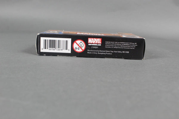 Diamond Select Fighting Chance Captain America Marvels Falcon Minimates Collect