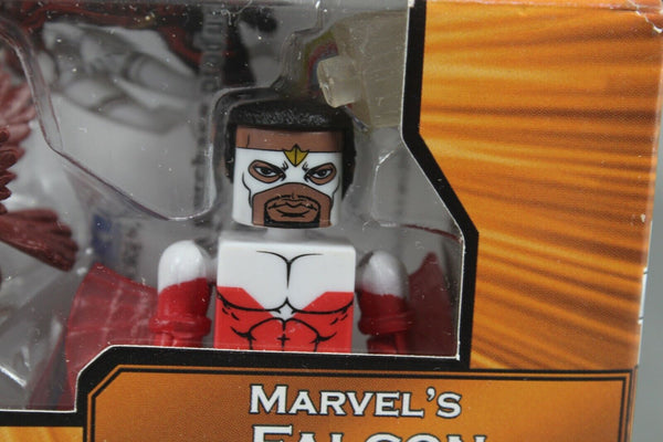 Diamond Select Fighting Chance Captain America Marvels Falcon Minimates Collect