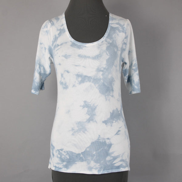 Tahari Top NEW $68 Sz S Blue White Tie Dye Short Sleeve Viscose Polyester Top