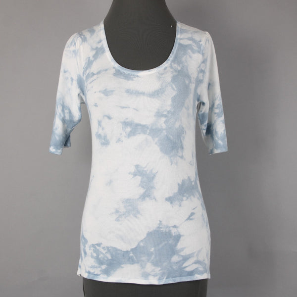 Tahari Top NEW $68 Sz S Blue White Tie Dye Short Sleeve Viscose Polyester Top