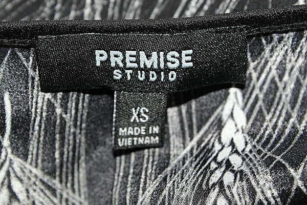 Premise Studio Sz XS Black Gray White Rounded Side Splits 100% Polyester Top