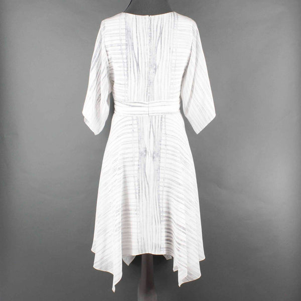 Halston NEW $225 Sz 4 Cream Lavender Silver Accent Silk Polyester Lined Dress