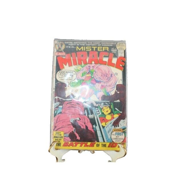 DC Mister Miracle No.8 June Comic Book
