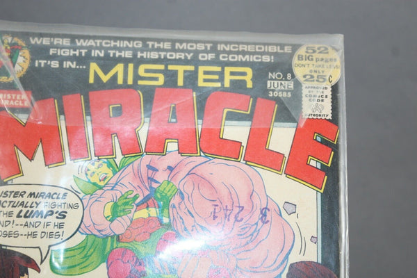 DC Mister Miracle No.8 June Comic Book