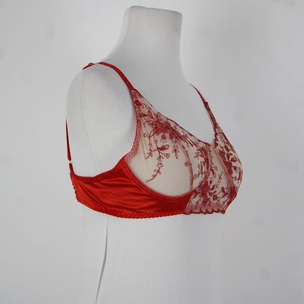Empress Mimi NEW Sz M Red Cream Lace Polyamide Elastane Bralette