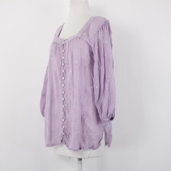 Johnny Was Sz M Lavender Purple Stars Embroidered Bohemian 3/4 Sleeve Rayon Top